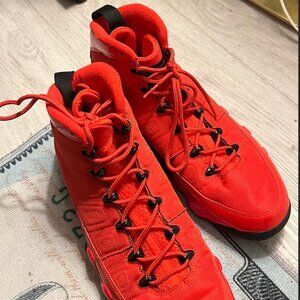 Jordan 9 Retro Chile Red | Size 12 |